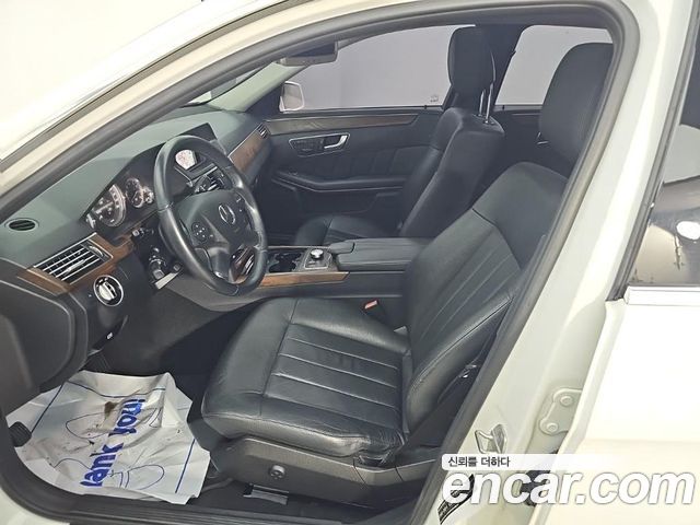 Mercedes-Benz E-Class (W212) E300 Avangard 2013 — фото 15