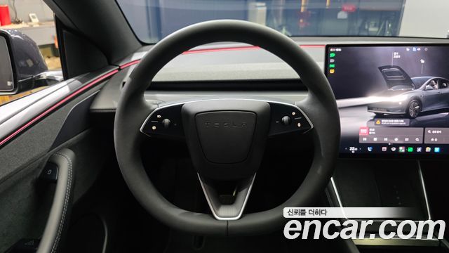 Tesla Model Y Premium Long Range AWD 2026 — фото 12