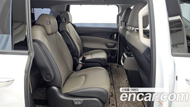 Kia Carnival (IV) Diesel 9-Seater Noblesse 2025 — фото 12