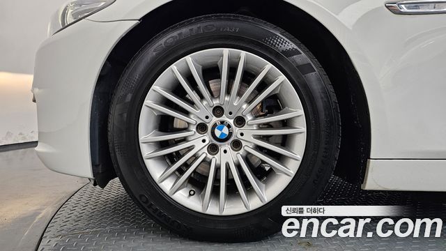 BMW 5 Series (F10) 520d xDrive 2014 — фото 5