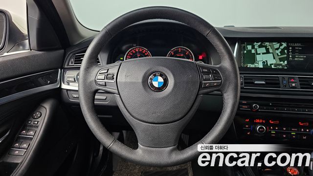 BMW 5 Series (F10) 520d xDrive 2014 — фото 13