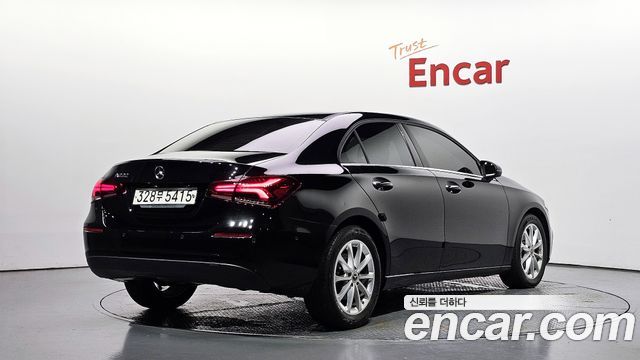 Mercedes-Benz A-Class (W177) A220 Sedan 2020 — фото 2