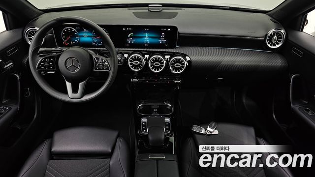 Mercedes-Benz A-Class (W177) A220 Sedan 2020 — фото 7