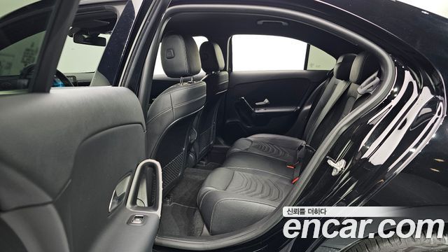 Mercedes-Benz A-Class (W177) A220 Sedan 2020 — фото 12