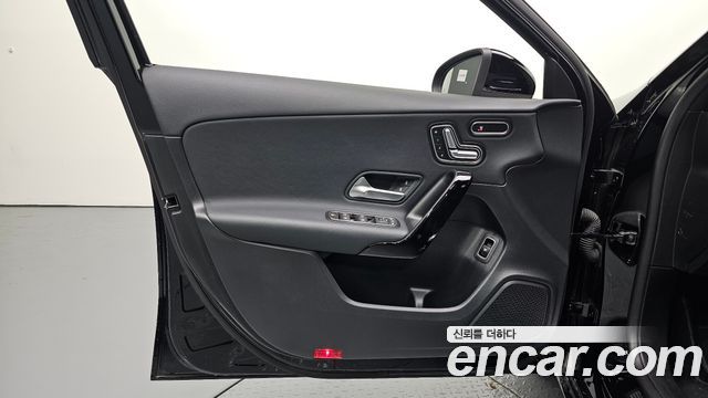 Mercedes-Benz A-Class (W177) A220 Sedan 2020 — фото 24