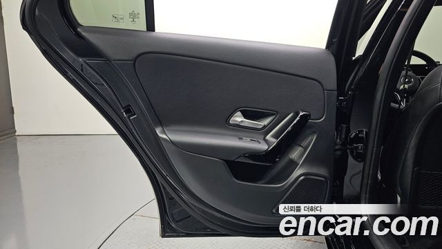 Mercedes-Benz A-Class (W177) A220 Sedan 2020 — фото 25