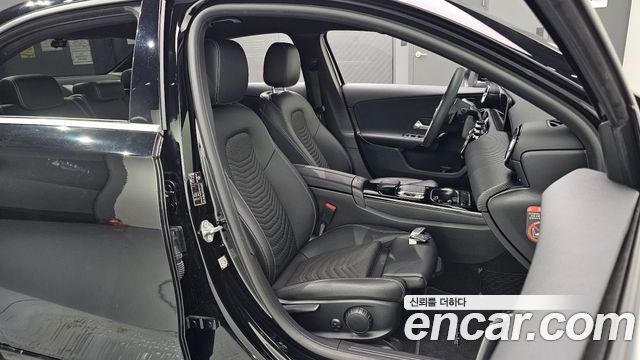 Mercedes-Benz A-Class (W177) A220 Sedan 2020 — фото 26