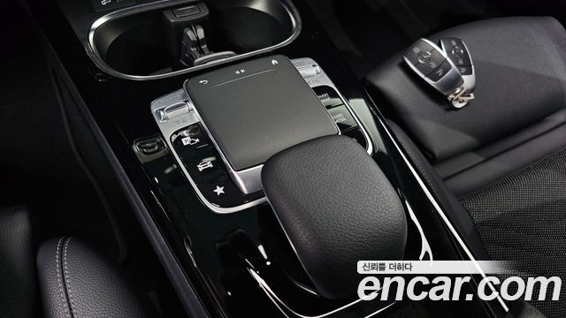 Mercedes-Benz A-Class (W177) A220 Sedan 2020 — фото 28