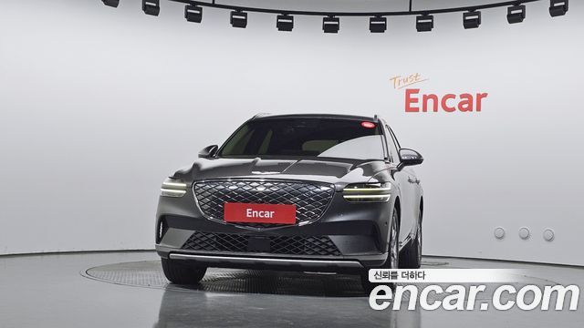 Genesis Electrified (GV70) e-AWD 2022 — фото 3