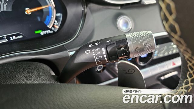 Genesis Electrified (GV70) e-AWD 2022 — фото 27