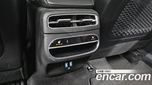 Genesis Electrified (GV70) e-AWD 2022 — фото 31