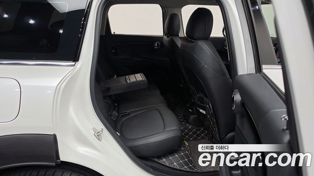 MINI Cooper Countryman Classic 2nd 2024 — фото 12