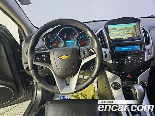 Chevrolet Cruze 1.8 LTZ+ 2014 — фото 9