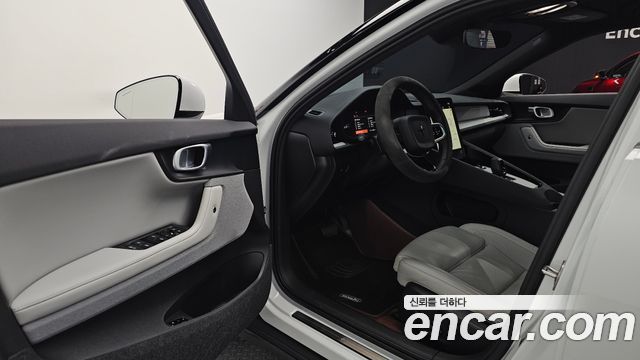 Polestar 2 Standard Singlemotor 2025 — фото 10