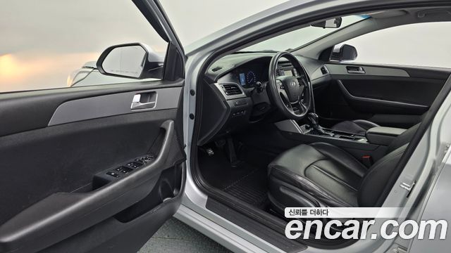 Hyundai Sonata (LF) LPI TAXI Style 2019 — фото 10