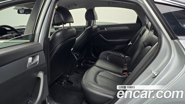 Hyundai Sonata (LF) LPI TAXI Style 2019 — фото 12