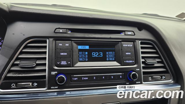 Hyundai Sonata (LF) LPI TAXI Style 2019 — фото 16
