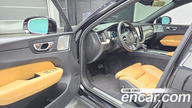 Volvo XC60 (II) D4 Inscription 2018 — фото 10
