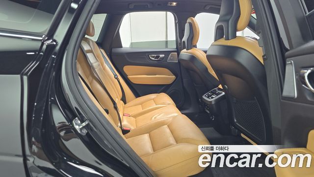 Volvo XC60 (II) D4 Inscription 2018 — фото 12