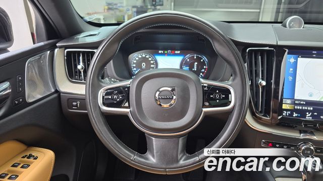 Volvo XC60 (II) D4 Inscription 2018 — фото 13