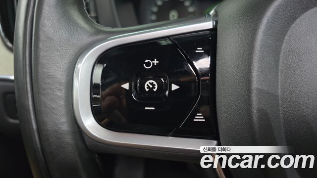 Volvo XC60 (II) D4 Inscription 2018 — фото 17