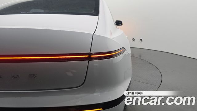 Hyundai Grandeur (GN7) 2,5 Gasoline 2WD Calligraphy 2023 — фото 23