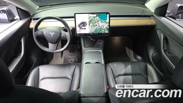 Tesla Model Y Long Range AWD 2021 — фото 7