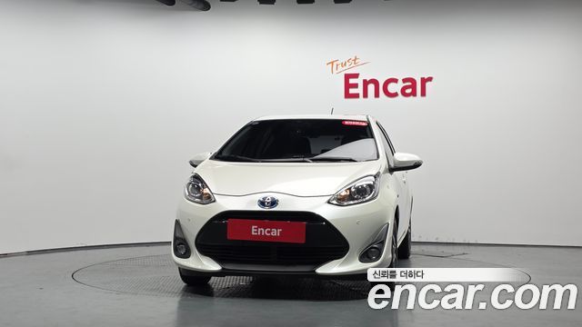 Toyota Prius C 1.5 2019 — фото 3