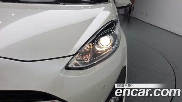 Toyota Prius C 1.5 2019 — фото 28