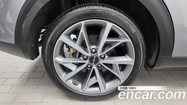 Kia Niro 1.6 HEV Signature 2022 — фото 5