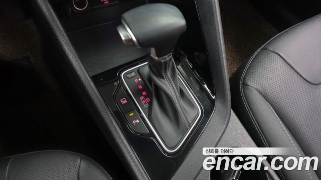Kia Niro 1.6 HEV Signature 2022 — фото 9
