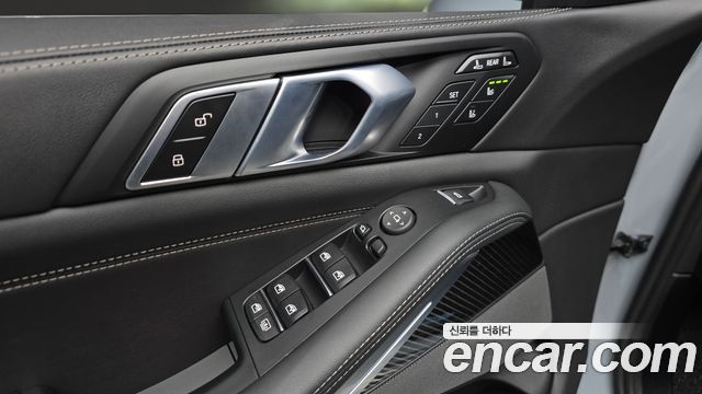 BMW X7 (G07) xDrive 40i M Sport 7STR 2026 — фото 15
