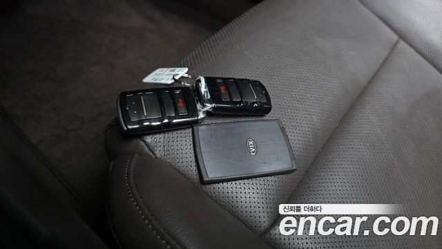 Kia K7 Hybrid Noblesse Special 2019 — фото 16