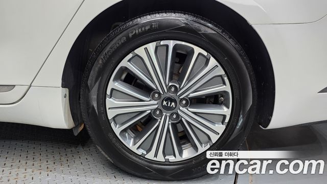 Kia K7 Hybrid Noblesse Special 2019 — фото 21