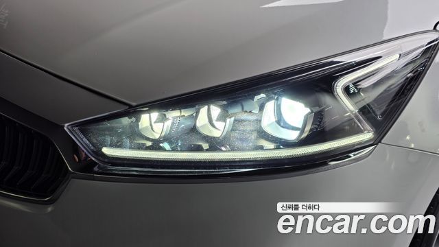 Kia K7 Hybrid Noblesse Special 2019 — фото 22