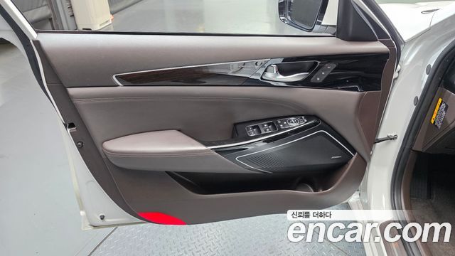 Kia K7 Hybrid Noblesse Special 2019 — фото 24