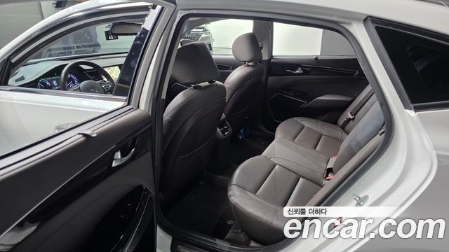 Kia K7 Hybrid Noblesse Special 2019 — фото 28