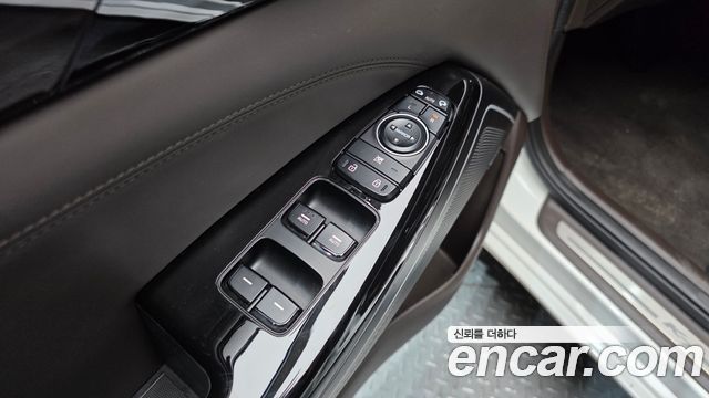 Kia K7 Hybrid Noblesse Special 2019 — фото 36