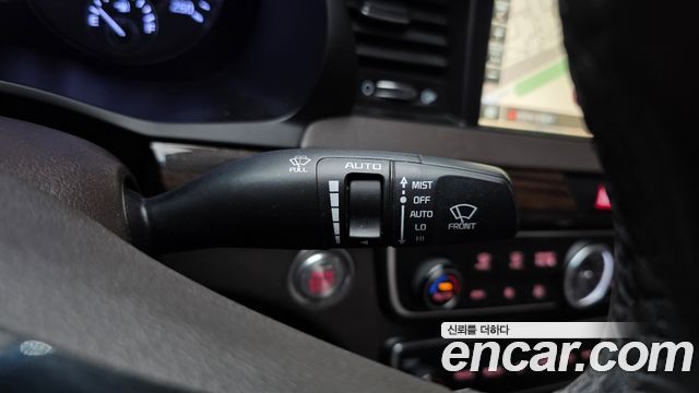 Kia K7 Hybrid Noblesse Special 2019 — фото 38