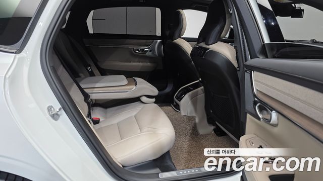Volvo S90 B5 Ultra Dark 2026 — фото 12