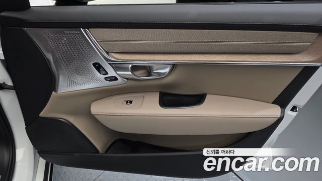 Volvo S90 B5 Ultra Dark 2026 — фото 25