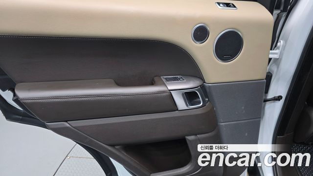 Land Rover Range Rover Sport (II) 3.0 SDV6 HSE Dynamic 2018 — фото 25