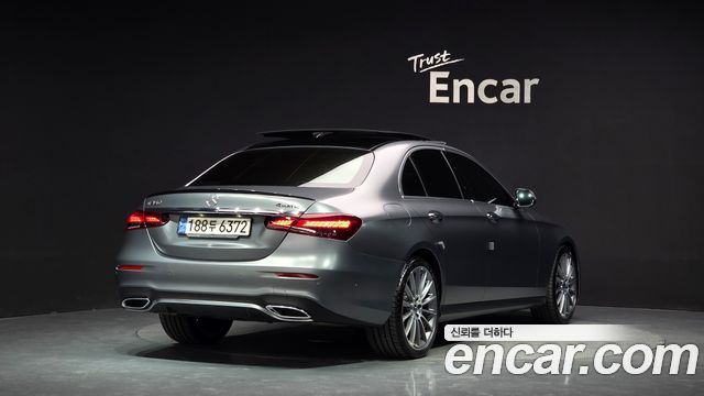 Mercedes-Benz E-Class (W213) E350 4MATIC AMG Line 2022 — фото 2