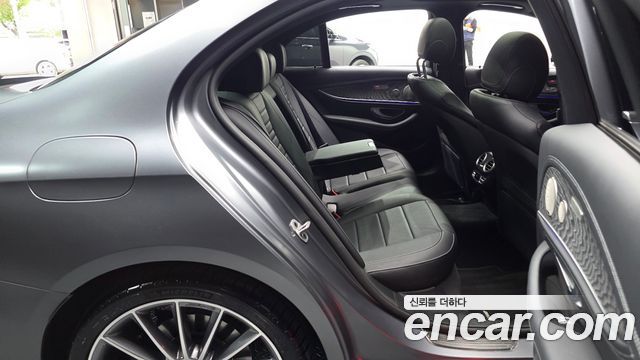Mercedes-Benz E-Class (W213) E350 4MATIC AMG Line 2022 — фото 15