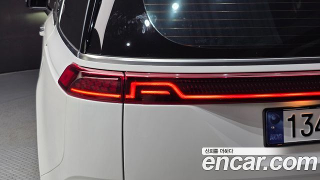 Kia Carnival (IV) Gasoline 7-Seater Hi-Limousine Signature 2023 — фото 23