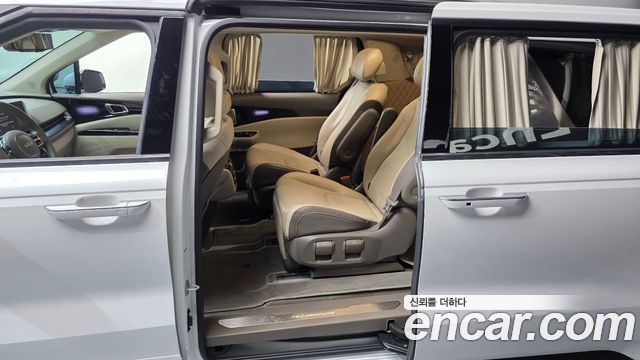 Kia Carnival (IV) Gasoline 7-Seater Hi-Limousine Signature 2023 — фото 29