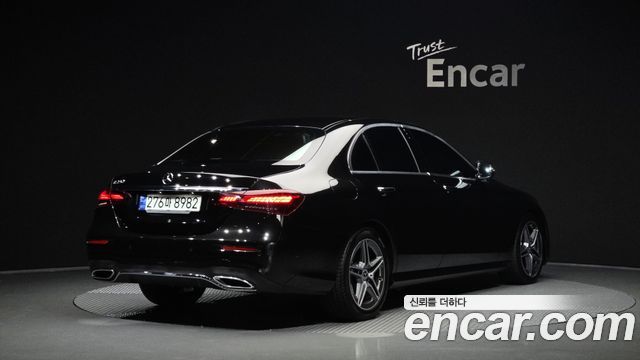 Mercedes-Benz E-Class (W213) E250 AMG Line 2023 — фото 2