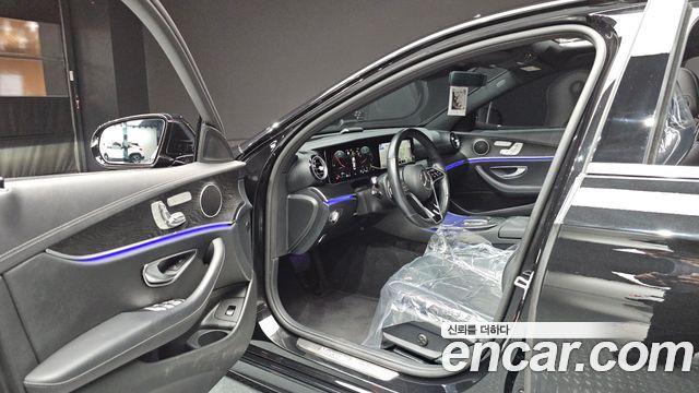 Mercedes-Benz E-Class (W213) E250 AMG Line 2023 — фото 10