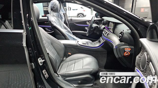 Mercedes-Benz E-Class (W213) E250 AMG Line 2023 — фото 12