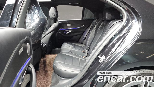 Mercedes-Benz E-Class (W213) E250 AMG Line 2023 — фото 26